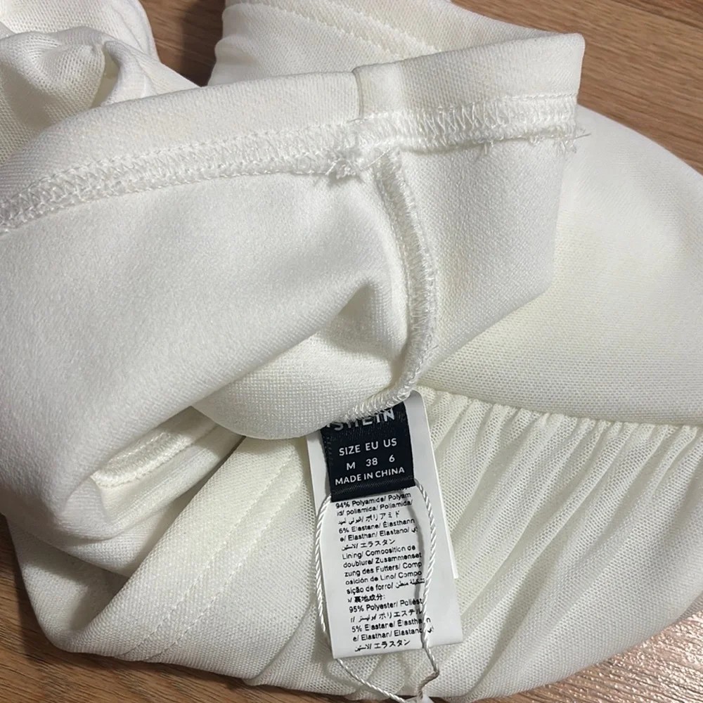Shein White Ruched Bow Crop Top Flutter‎ Sleeve Sweetheart Neckline - Picture 3 of 3